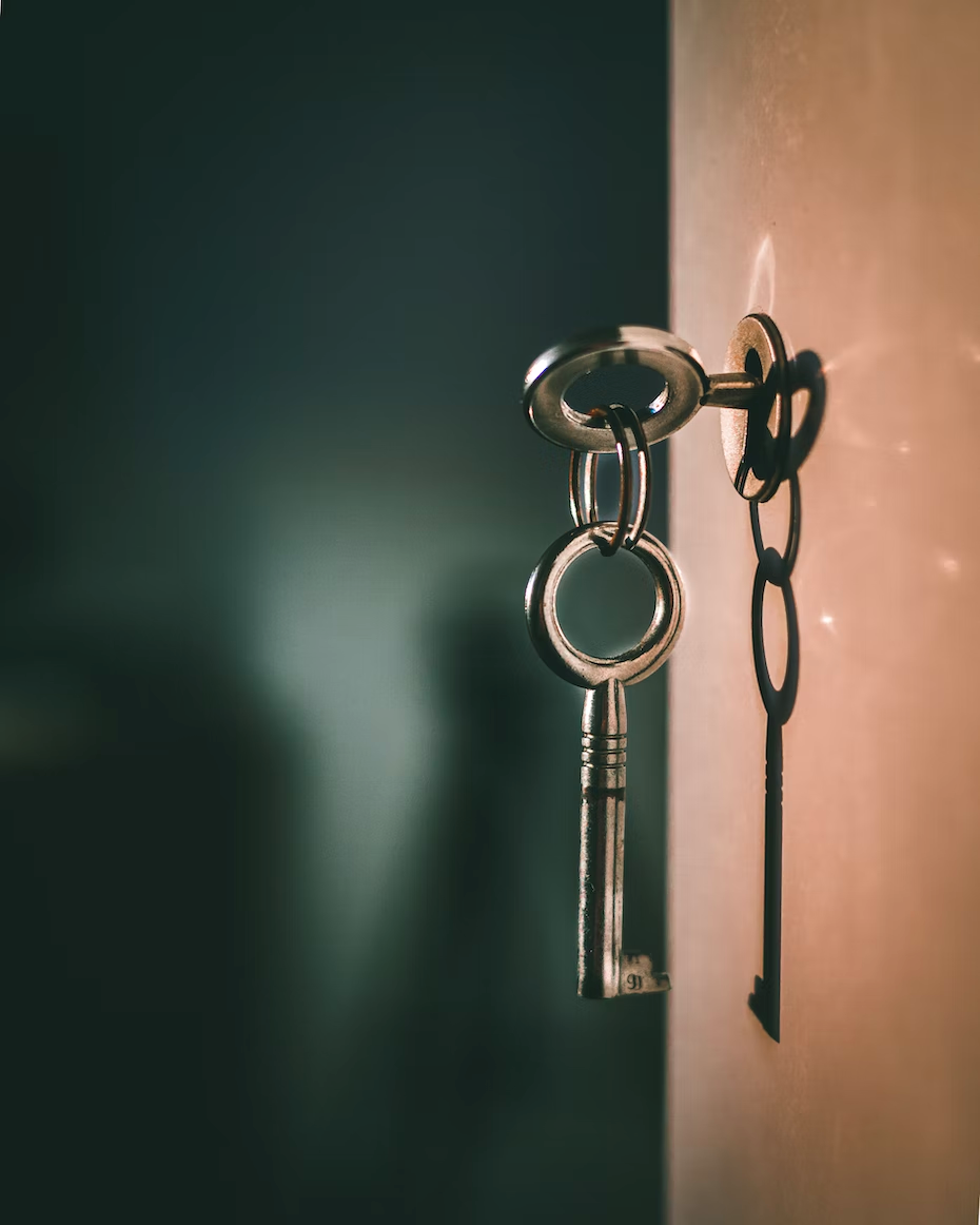 Photo d'une clé dans la serrure